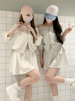 ジップオフショルトップス×ミニスカートセットアップ