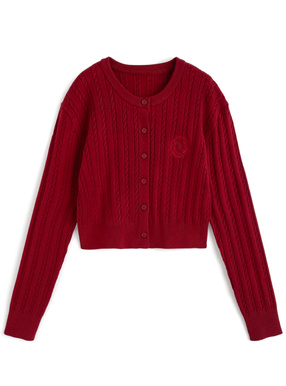 ケーブル編みロゴ刺繍ニットカーディガン