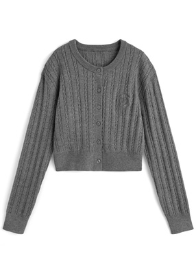 ケーブル編みロゴ刺繍ニットカーディガン
