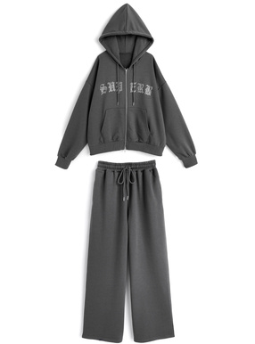ラインストーンロゴパーカー×ワイドパンツスウェットセットアップ