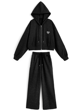 ピグメントラメロゴ刺繍パーカー×ワイドパンツスウェットセットアップ