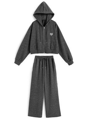 ピグメントラメロゴ刺繍パーカー×ワイドパンツスウェットセットアップ