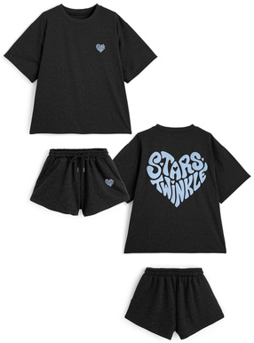 ハートロゴプリントTシャツ×スウェットショートパンツセットアップ