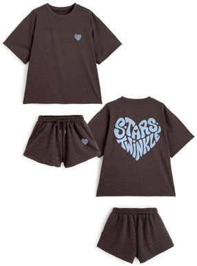 ハートロゴプリントTシャツ×スウェットショートパンツセットアップ