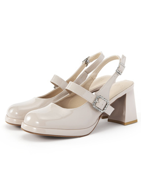 ビジューストラップエナメルパンプス