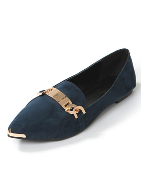 チェーン付きスエードフラットシューズ