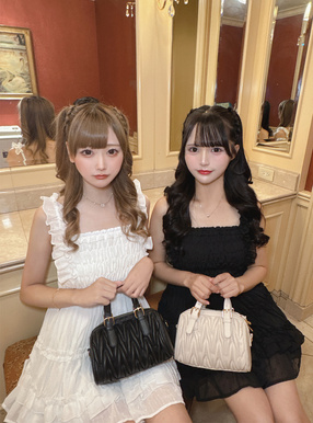 フリルショルダーティアードミニワンピース