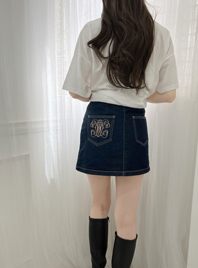 刺繍ロゴデニムミニスカート