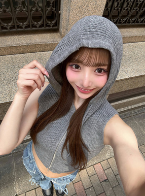 ジップフーディニットトップス