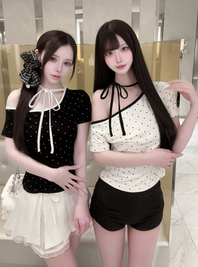 ドット柄配色ネックリボンワンショルダートップス