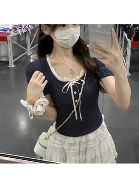 フリルパフスリーブリボントップス