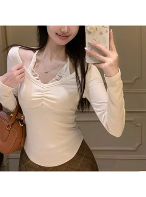 ホルターネックレイヤード風フリルギャザートップス