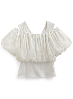 オフショルチュールトップス×タンクトップアンサンブル