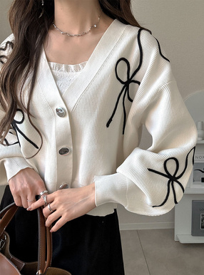 リボンライン刺繍ニットカーディガン