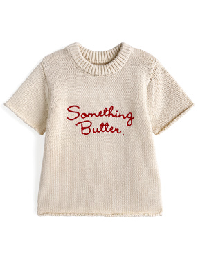 ロゴ刺繍ニットトップス