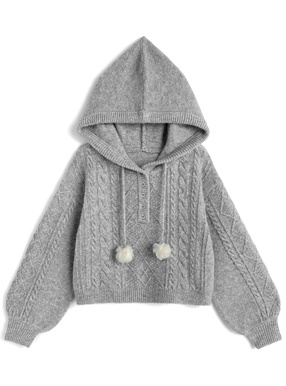 ポンポン付きケーブル編ニットトップス