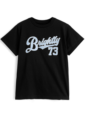 ベースボール風ロゴTシャツ