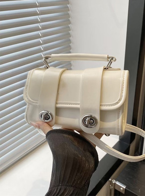 2Wayフラップミニバッグ