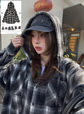 フード付きチェック柄シャツ