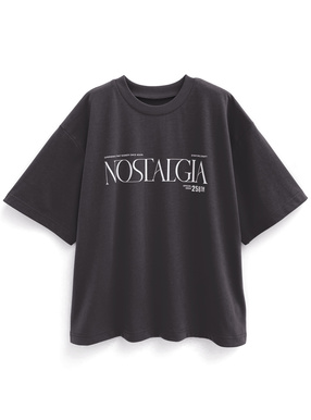 ロゴプリントTシャツ