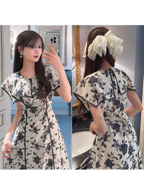 ラッフルカラー花柄ワンピース