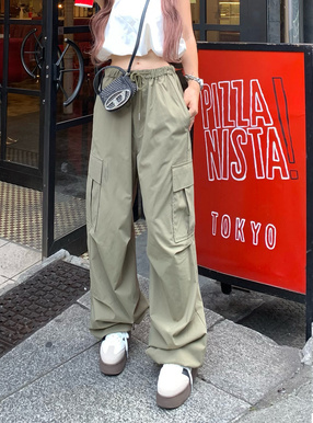 ニータックカーゴパンツ