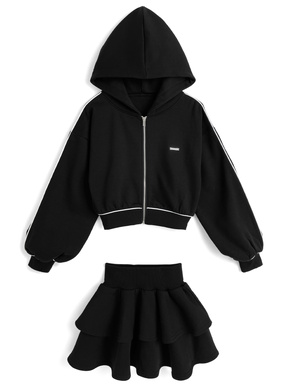 スウェットパーカー×ティアードミニスカートセットアップ