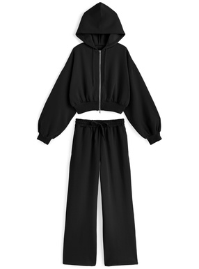 ダブルジップパーカー×ワイドパンツスウェットセットアップ