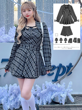 チェック柄レイヤード風ペプラムトップス×ショートパンツセットアップ