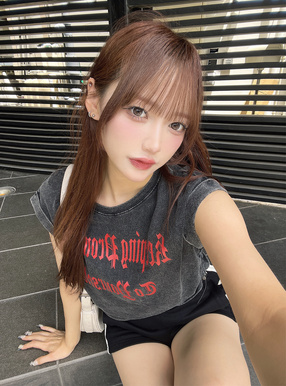 ロゴサイドドロストノースリーブトップス