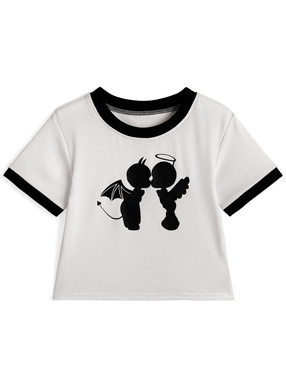 ロゴプリントリンガーショート丈Tシャツ