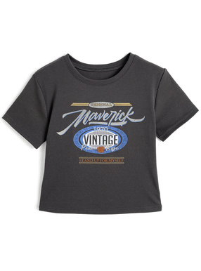 ロゴプリントTシャツ