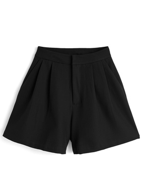 タックショートパンツ