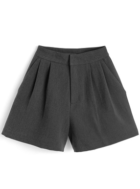 タックショートパンツ