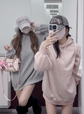 オーバーサイズパーカー