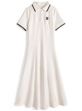 ロゴ刺繍ポロワンピース