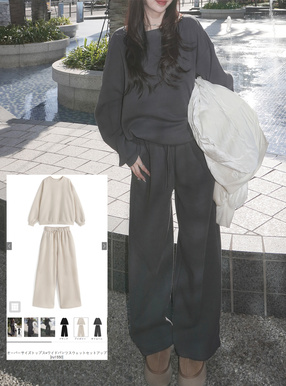 オーバーサイズトップス×ワイドパンツスウェットセットアップ