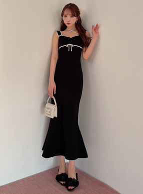 配色ホルターネックキャミソールニットワンピース