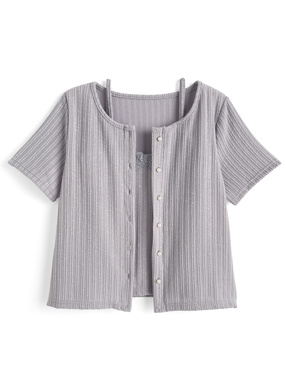 レースキャミソール×カーディガンリブアンサンブル