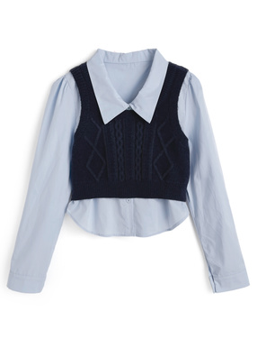 タックシャツ×ニットベストアンサンブル