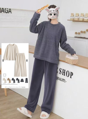 ボアトップス×ワイドパンツセットアップ