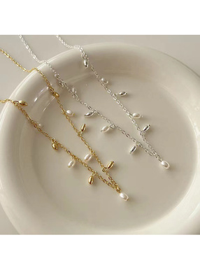 パール×メタルボールネックレス