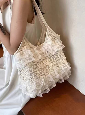 レースフリルトートバッグ