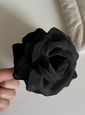 ローズモチーフシフォンヘアクリップ