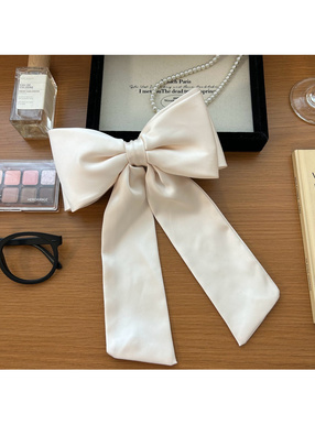 サテンリボンバレッタ