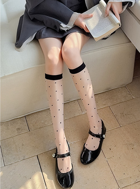 ドット柄シアーハイソックス