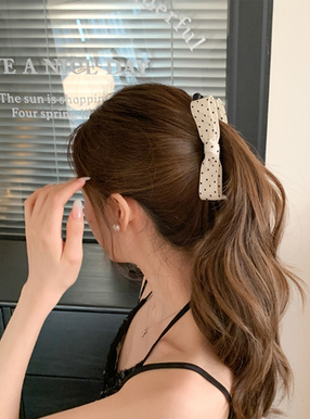 ドット柄リボンヘアクリップ