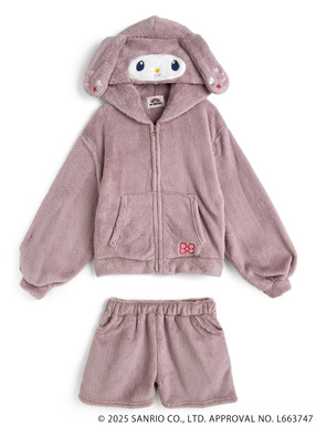 サンリオキャラクターズ　マイメロディフードボアセットアップ