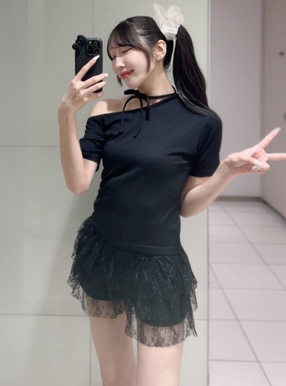 3wayストラップ付きワンショルダーTシャツ