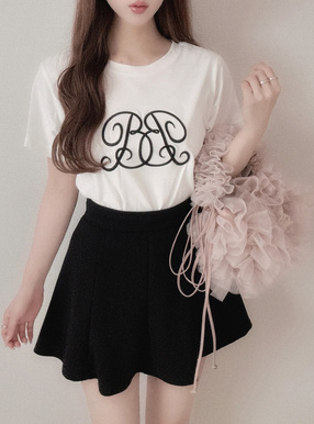 モノグラム刺繍半袖Tシャツ